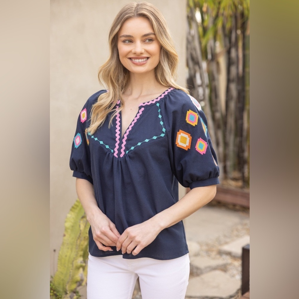 VOY NWT FARRAH NAVY GEOMETRIC DETAIL PUFF SLEEVE TOP Size Large